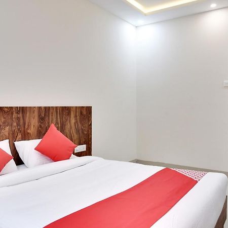 Oyo 40146 Hotel Continental Бхопал Экстерьер фото